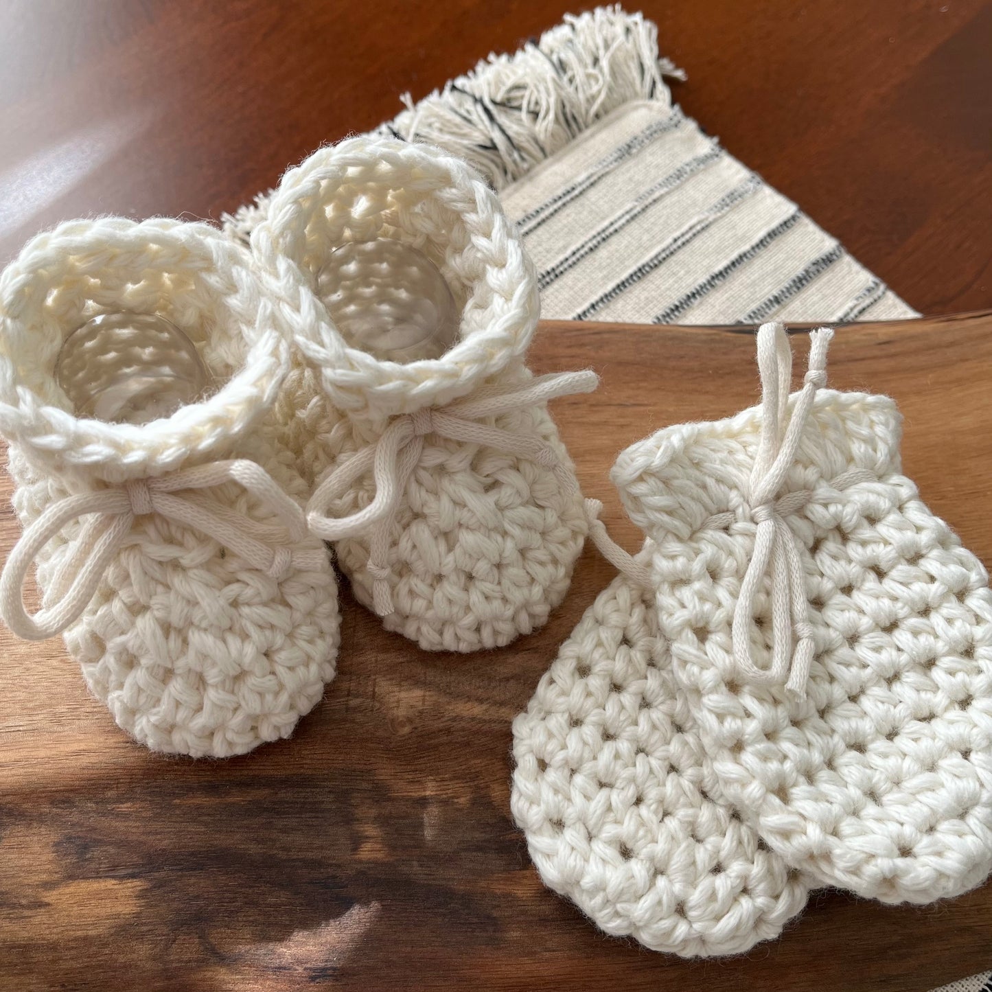 Cotton baby thumbless mittens